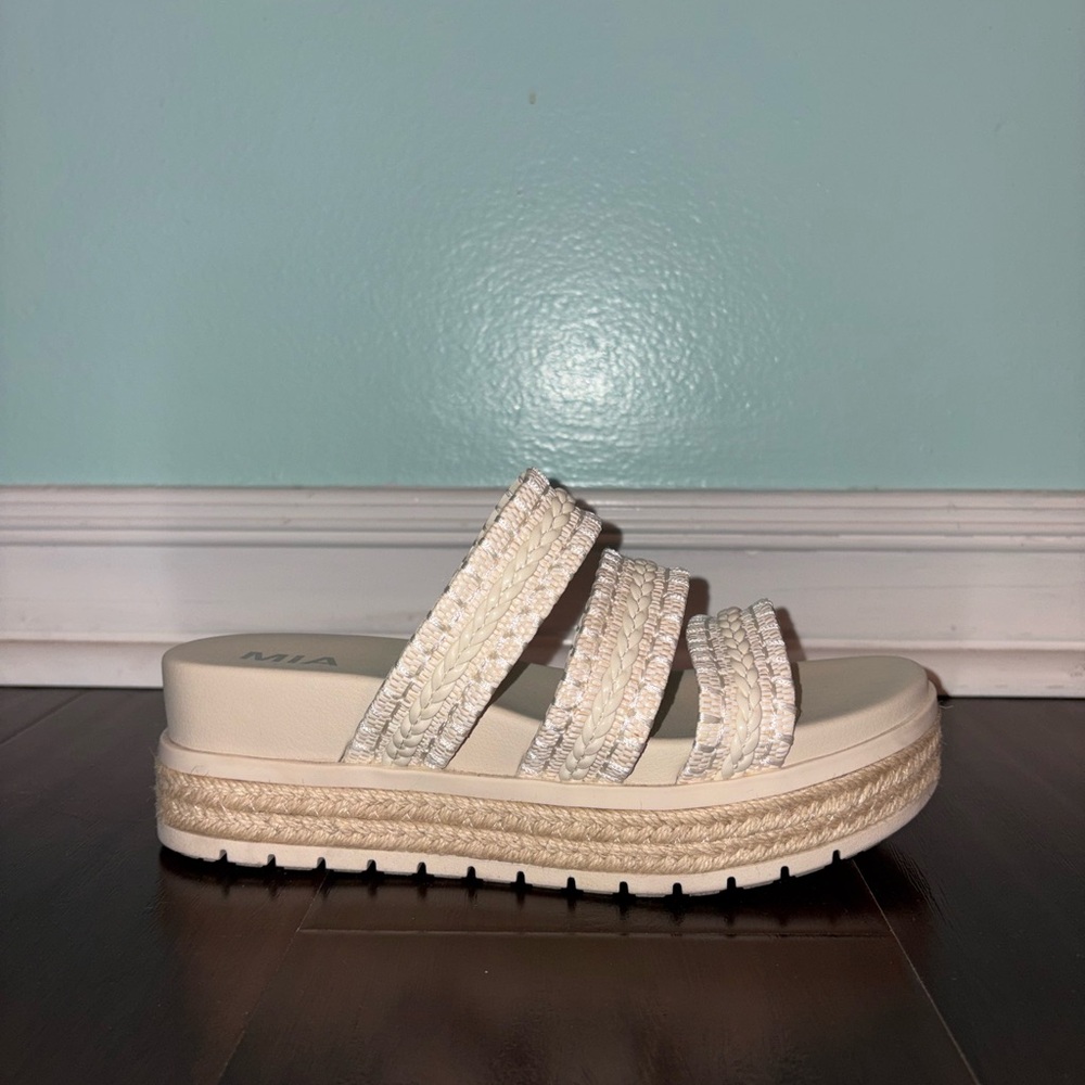 MIA Platform Sandals